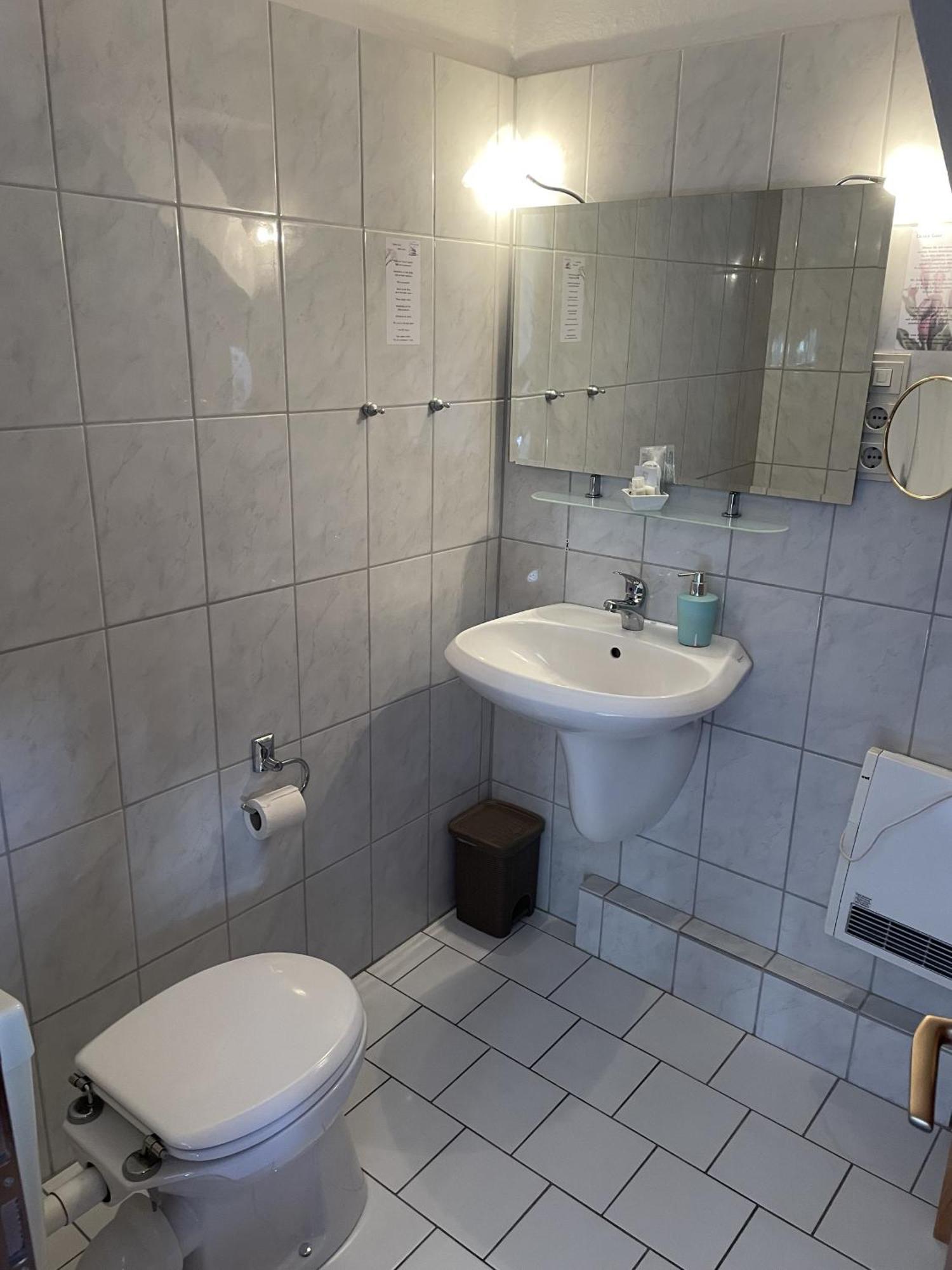Hotel Jaegerhof Kettwig 에센 객실 사진