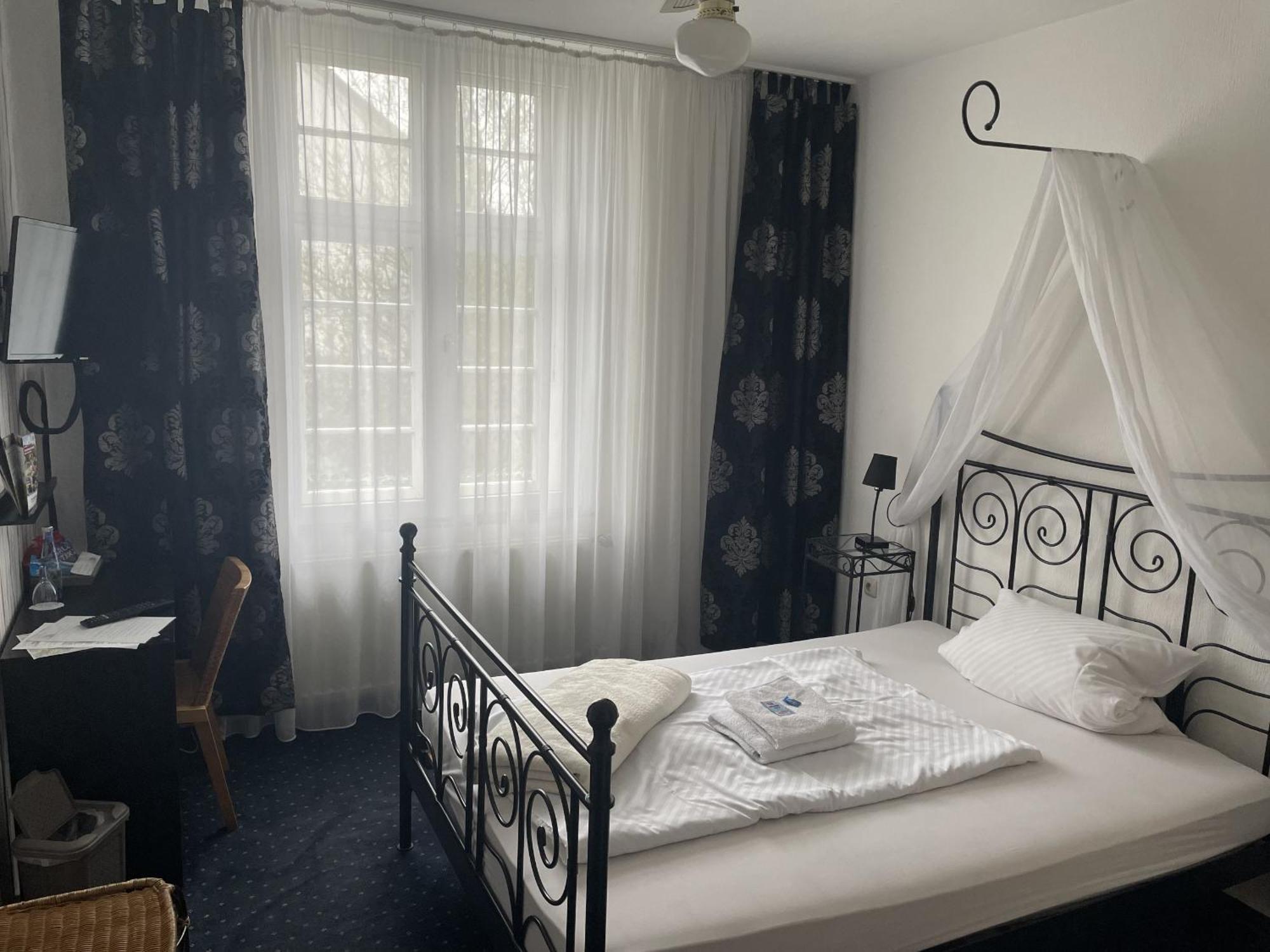 Hotel Jaegerhof Kettwig 에센 객실 사진
