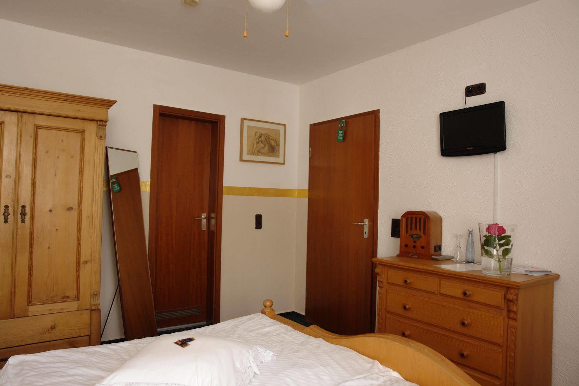 Hotel Jaegerhof Kettwig 에센 외부 사진